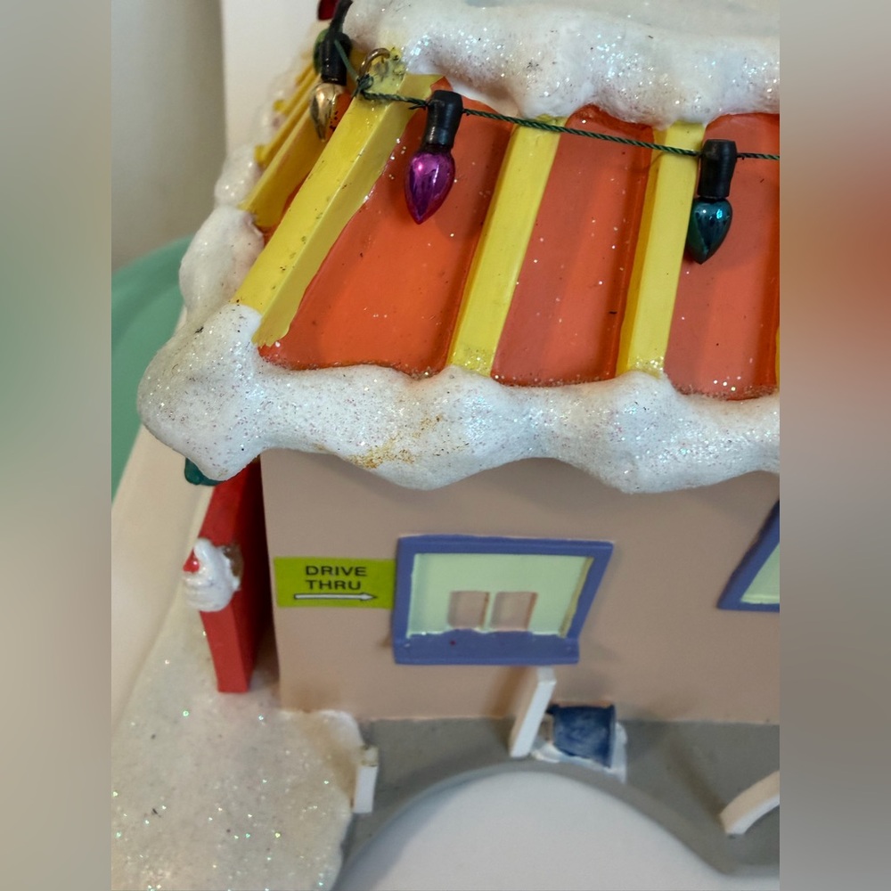 2003 Simpsons Hawthorne Christmas Village Krusty Burger Drive Thru Building - Picture 8 of 9
